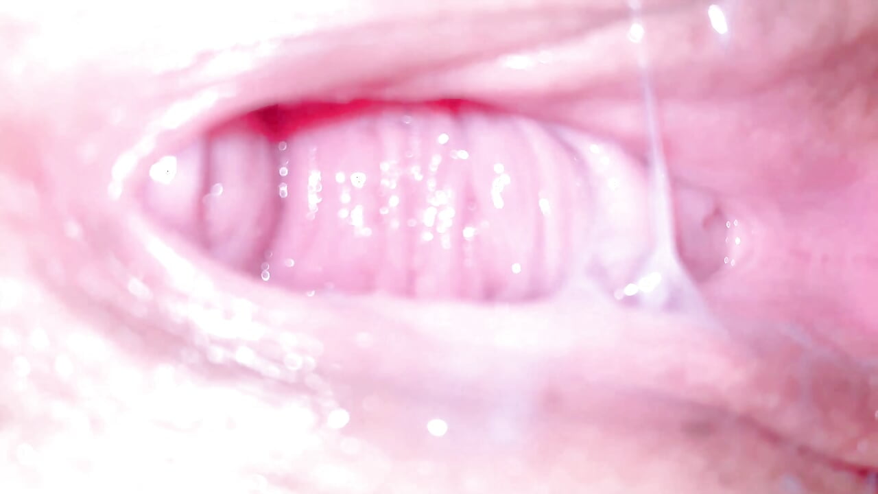 virgin pussy creampie first time closeup