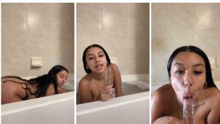 Sariixo Free Sucking Toy In Tub